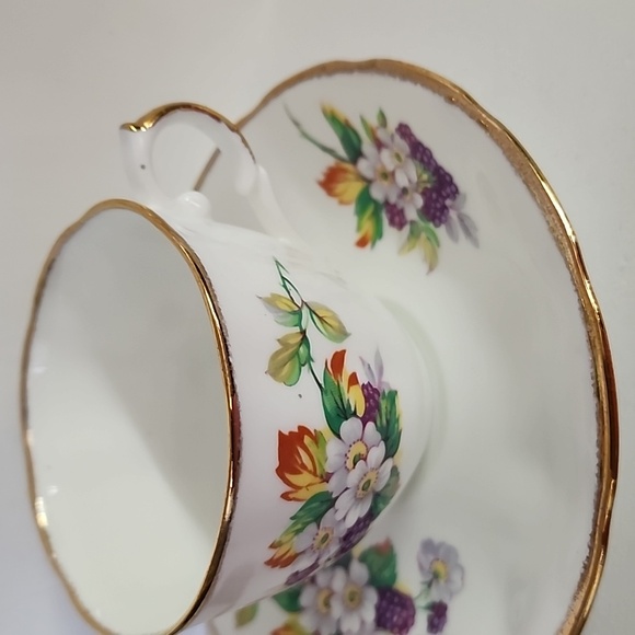 Vintage Jason Teacup Set Flowers and Berries Design - Picture 8 of 8